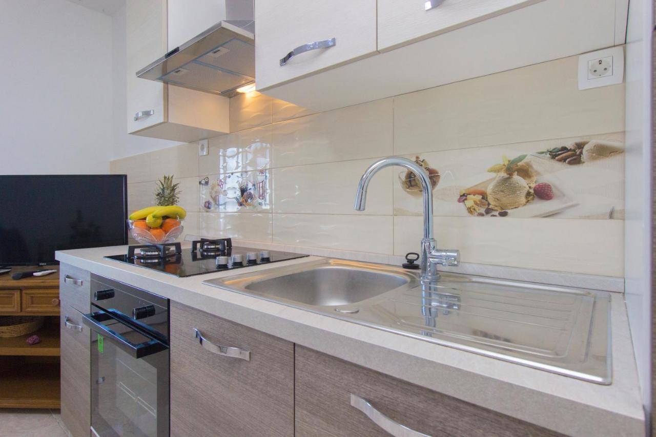 Apartmani Malis Ражань Екстер'єр фото