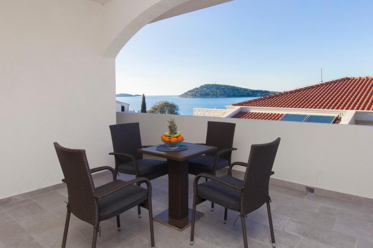 Apartmani Malis Ражань Екстер'єр фото