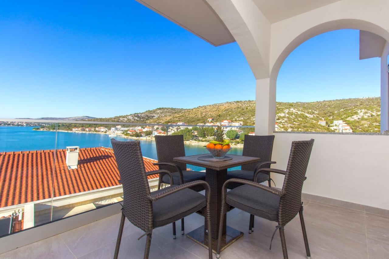 Apartmani Malis Ражань Екстер'єр фото