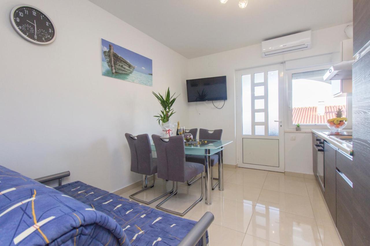 Apartmani Malis Ражань Екстер'єр фото