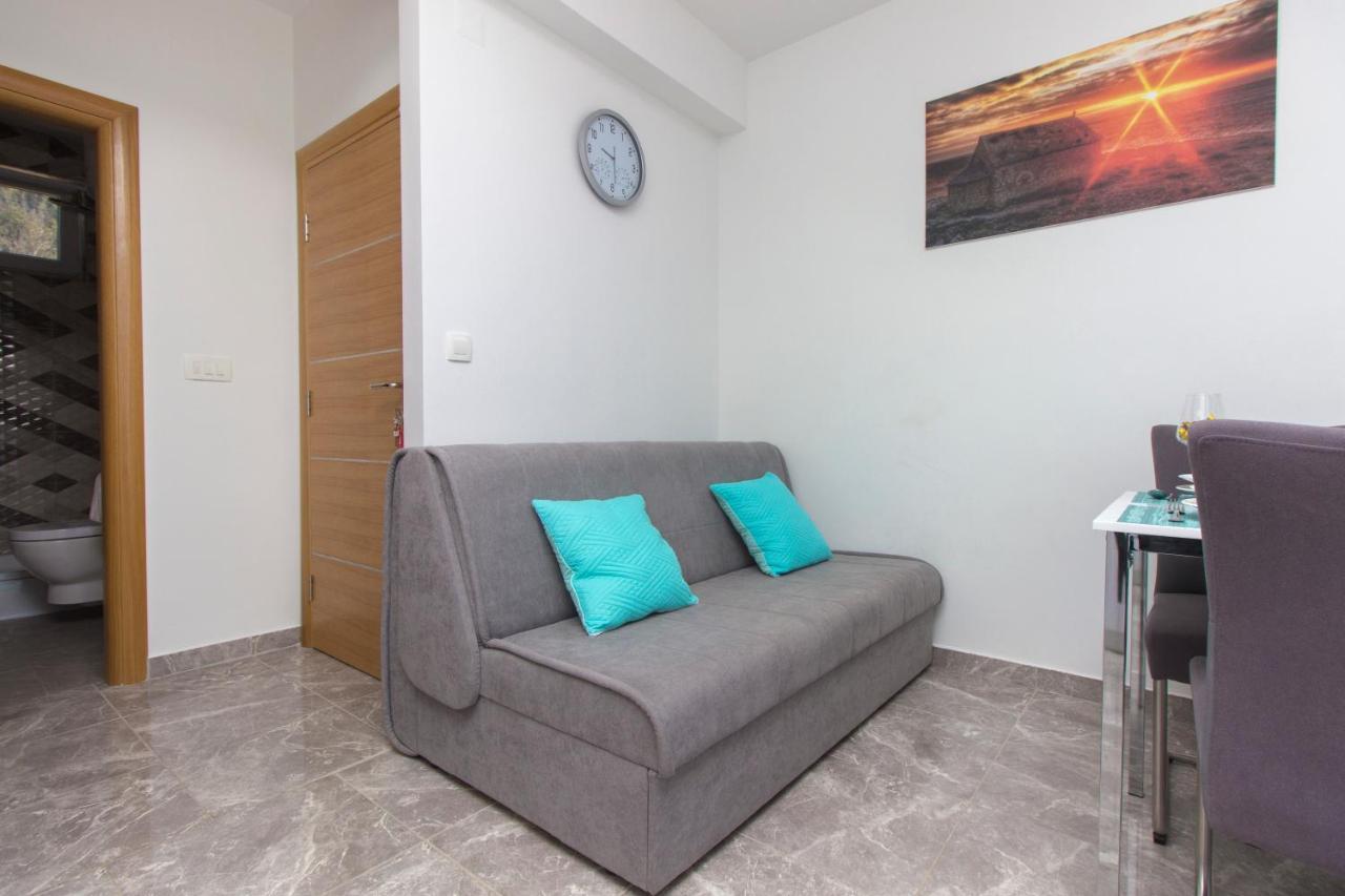 Apartmani Malis Ражань Екстер'єр фото