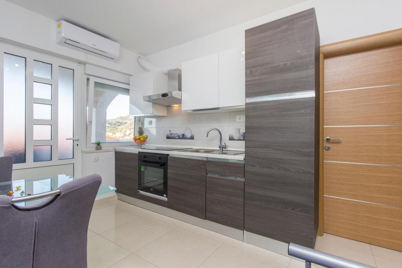Apartmani Malis Ражань Екстер'єр фото